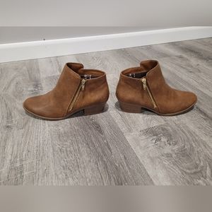 American Eagle Shoes